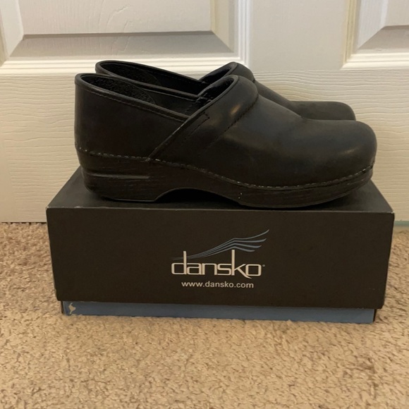 Dansko Shoes - Size 41 Black Dansko